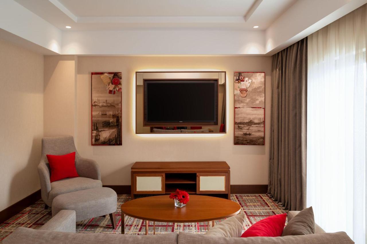 Mövenpick Hotel Istanbul Asia Airport Exteriör bild Living room