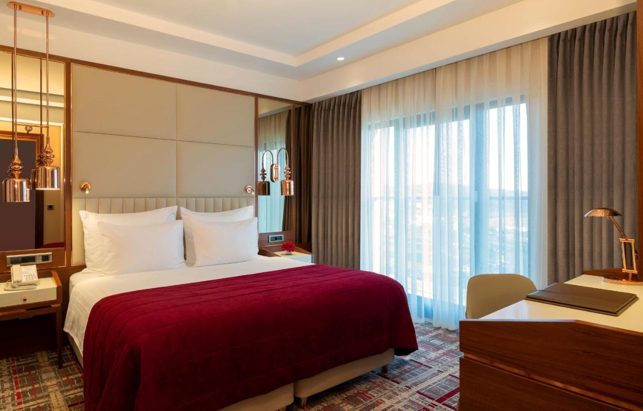 Mövenpick Hotel Istanbul Asia Airport Exteriör bild