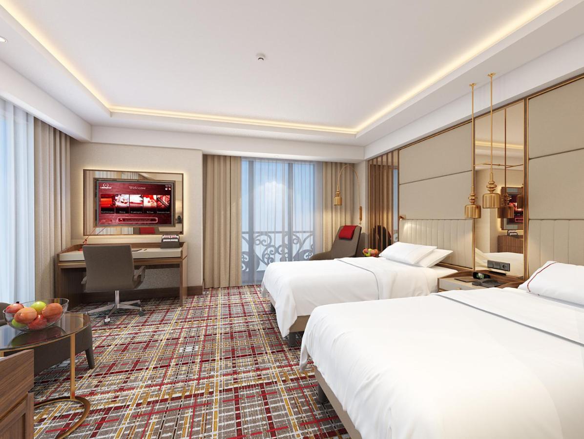 Mövenpick Hotel Istanbul Asia Airport Exteriör bild Deluxe Room