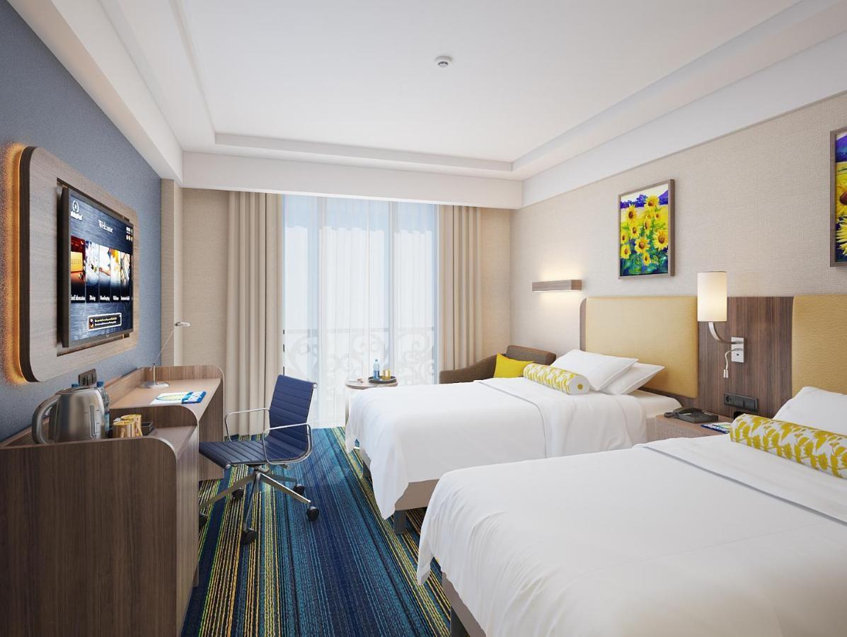 Mövenpick Hotel Istanbul Asia Airport Exteriör bild A typical room at the hotel