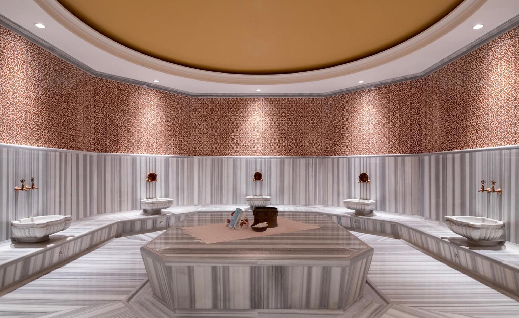 Mövenpick Hotel Istanbul Asia Airport Exteriör bild Turkish bath